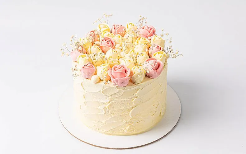 Торт «Свадебный с розами»