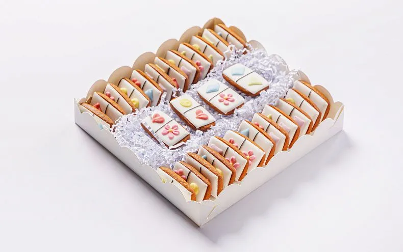 Набор из пряников «Домино» Праздничный,  28 шт