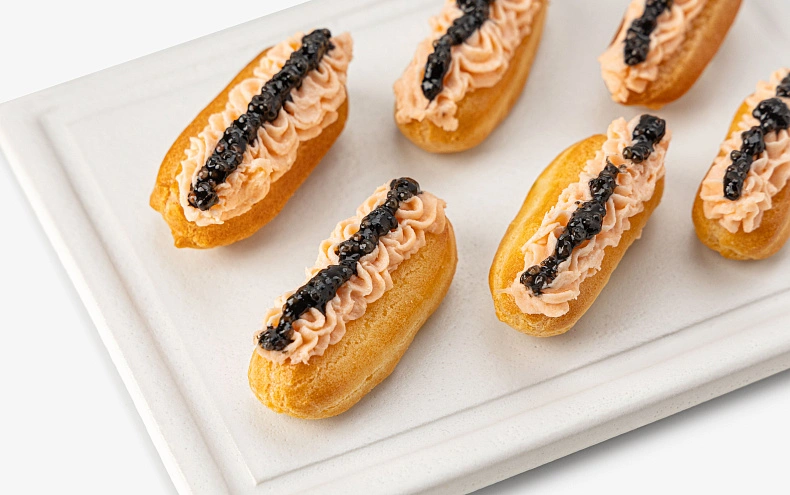 Мини эклер с муссом из лосося, 12 шт