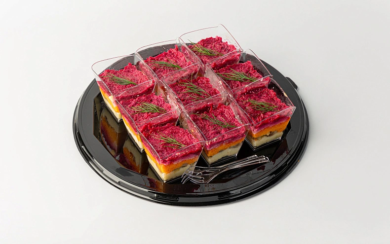 Салат «Сельдь под шубой» в стаканчиках, 9 шт