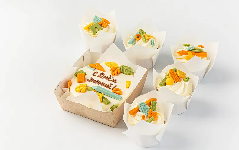 Набор Бенто-торт с капкейками «С днём знаний»