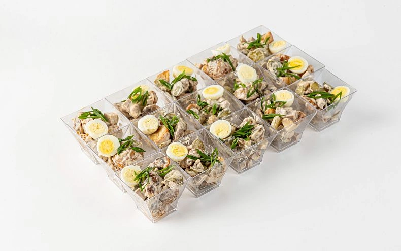 Салат «Охотничий» с печеным картофелем, 15 шт.