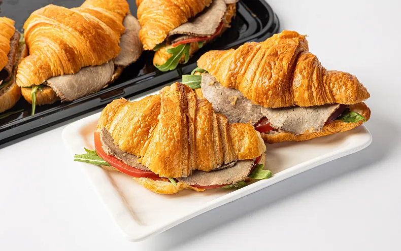 Круассан с ростбифом, 6 шт