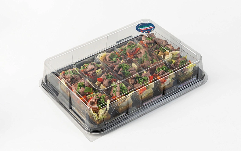 Салат с ростбифом и печеными овощами в имбирном соусе, 15 шт.