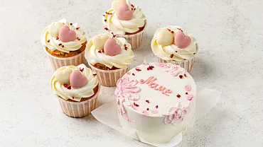 Набор Бенто торт с капкейками «Маме»