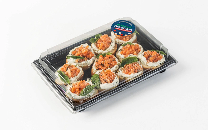 Брускетта с лососем и творожным кремом, 10 шт.