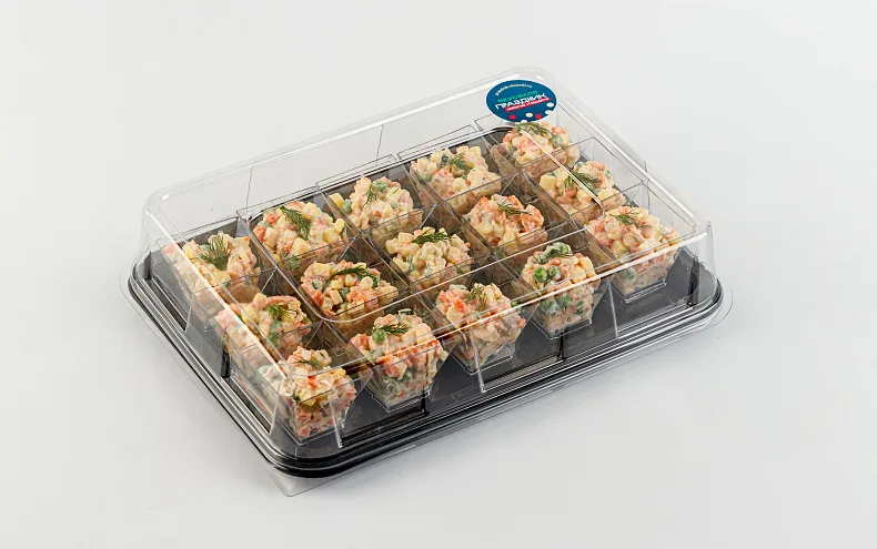 Салат «Оливье с лососем» в фуршетных стаканчиках, 15 шт