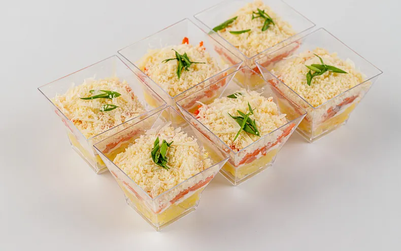 Салат «Мимоза» в фуршетных стаканчиках, 15 шт