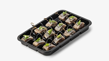 Сельдь с картофельным муссом на бородинском хлебе, 12 шт