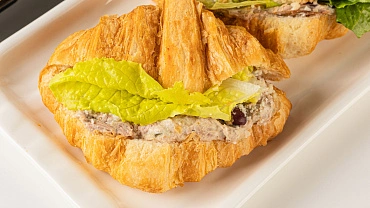 Круассан с тунцом, 6 шт