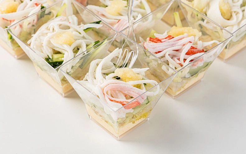 Салат «Крабовый» с икрой сельди, 15 шт