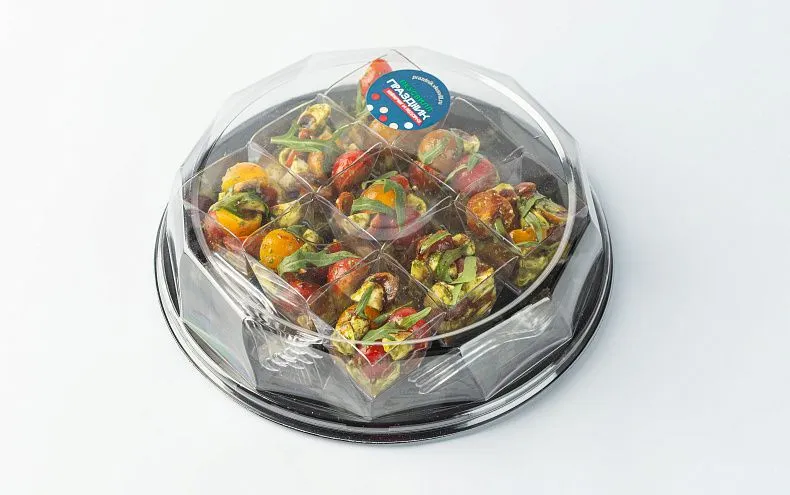 Салат «Капрезе» в стаканчиках, 9 шт