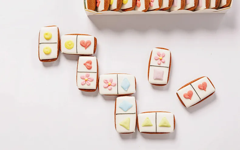 Набор из пряников «Домино» Праздничный,  28 шт