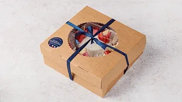 Набор Бенто-торт с капкейками «Клубничное настроение»