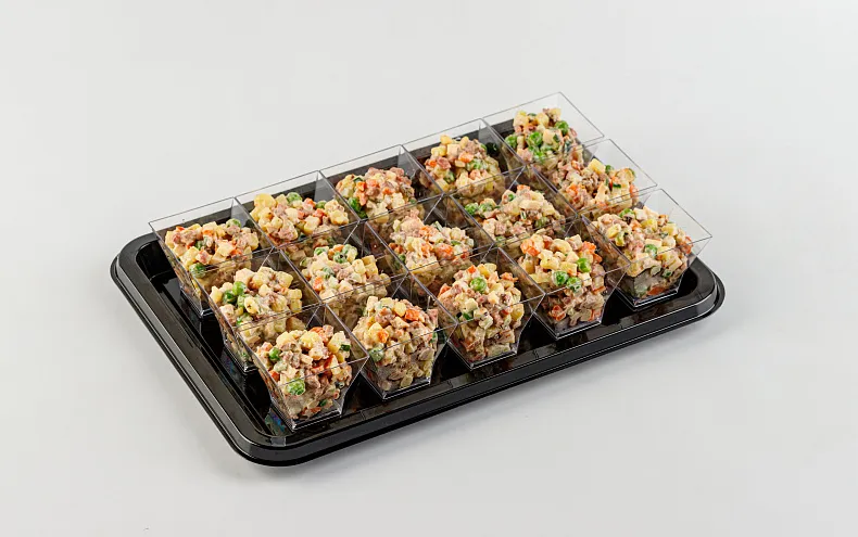 Салат «Оливье с ростбифом» в фуршетных стаканчиках, 15 шт