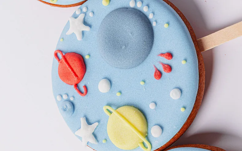 Пряники имбирные с индивидуальным дизайном «Космос», 12 шт