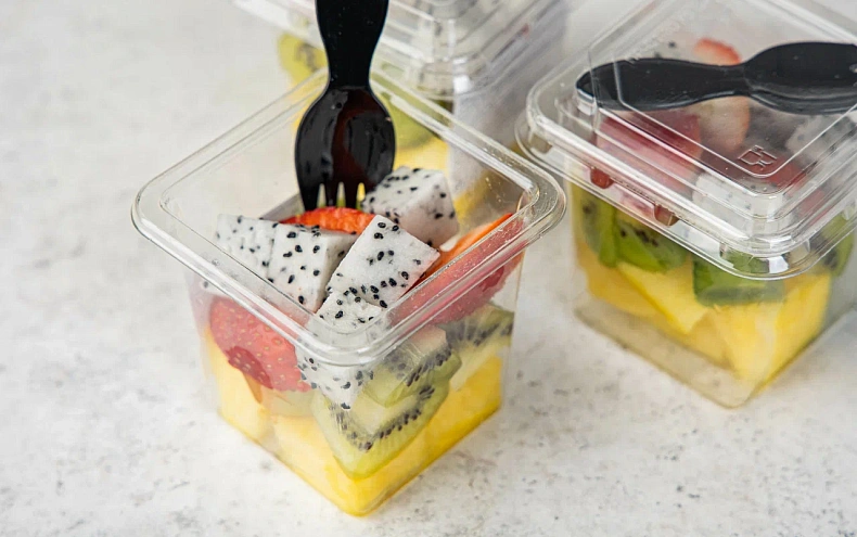 Наборы фруктов в стаканчиках