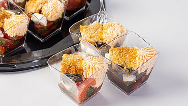 Салат «С баклажанами и помидорами» в стаканчиках, 9 шт