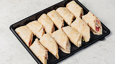 Ролл с креветкой  12шт