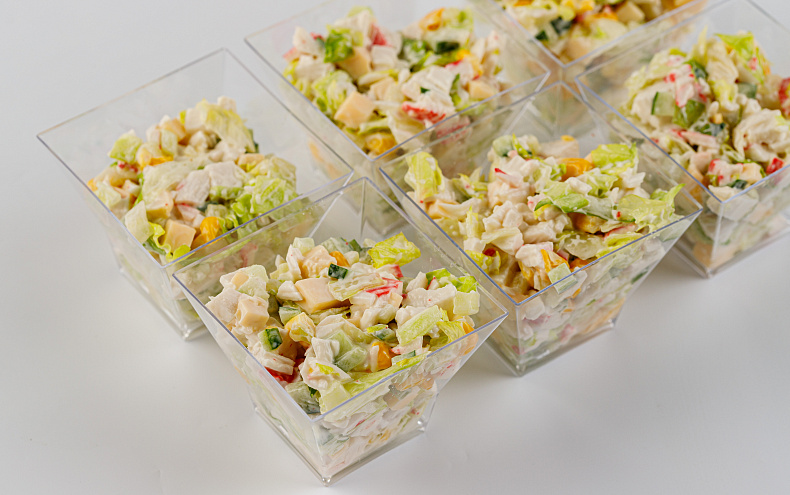 Салат «Крабовый» в фуршетных стаканчиках, 15 шт