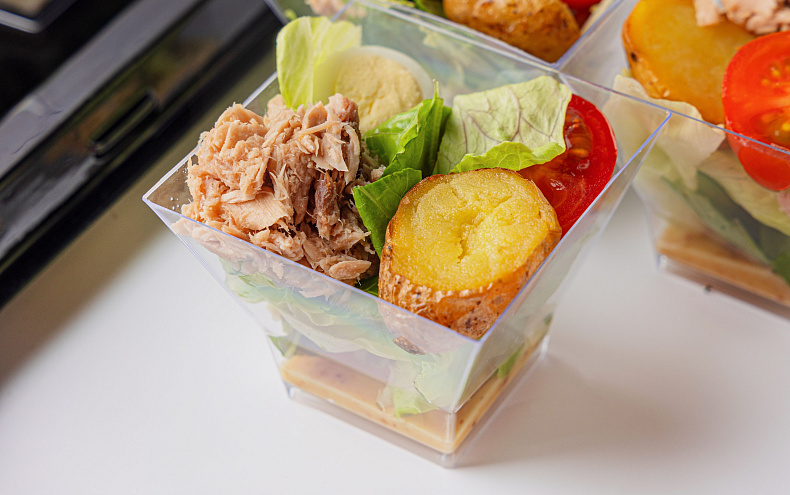 Салат «Нисуаз» в фуршетных стаканчиках, 15 шт