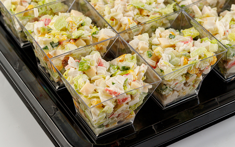 Салат «Крабовый» в фуршетных стаканчиках, 15 шт