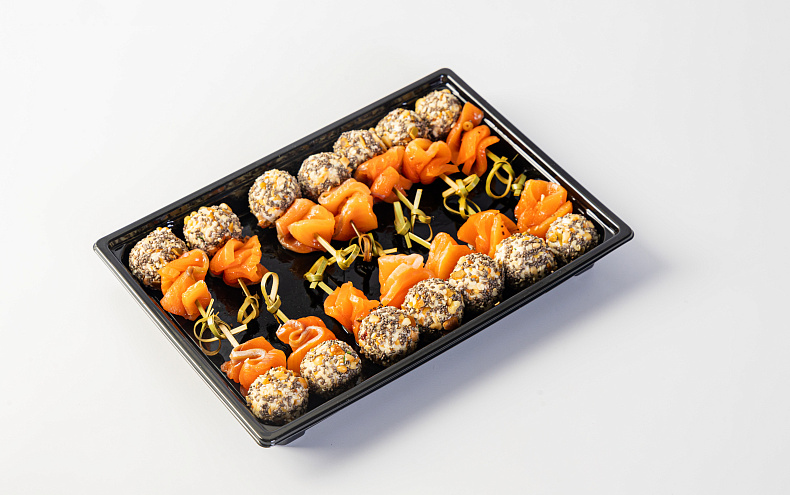 Канапе с лососем и творожным сыром, 14 шт