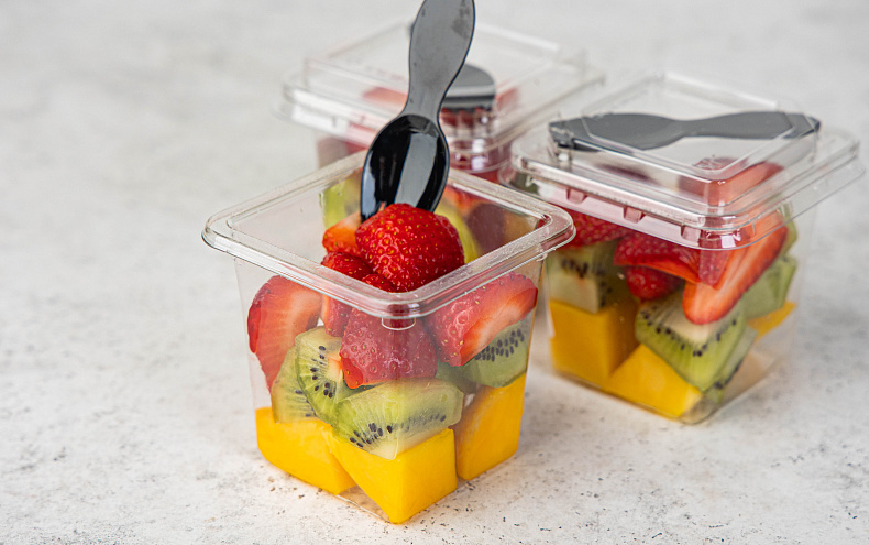 Наборы фруктов в стаканчиках