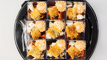 Салат «С баклажанами и помидорами» в стаканчиках, 9 шт