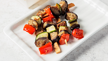 Мини-шашлычки овощные, 12 шт