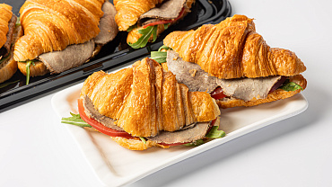 Круассан с ростбифом, 6 шт