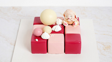 Торт-кубик «Зайка»