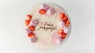 Торт «Воздушные барашки» в розовом